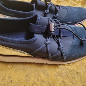 Band new Cole Haan size wmns 9